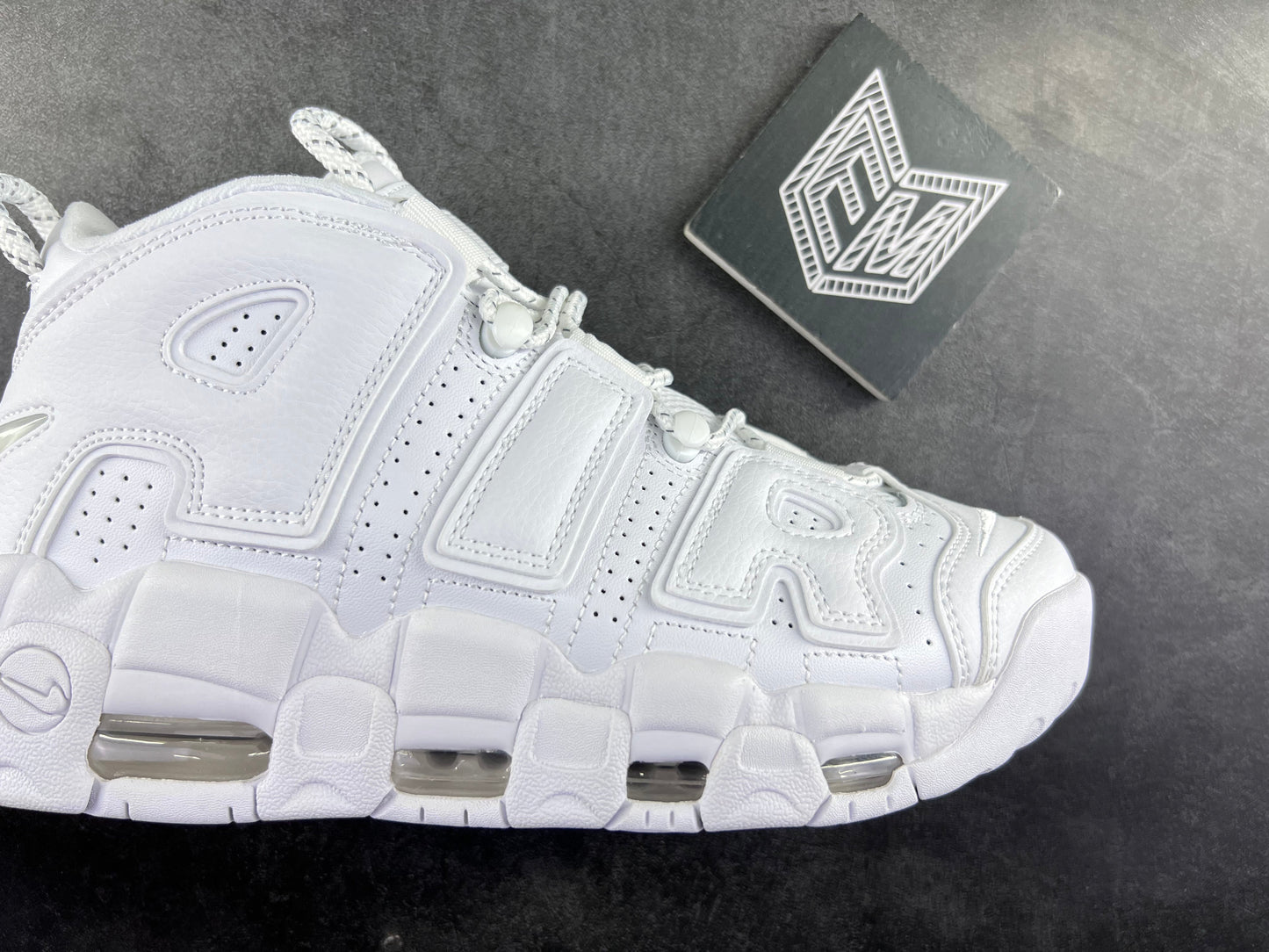 Nike Air More Uptempo "Tripple White"