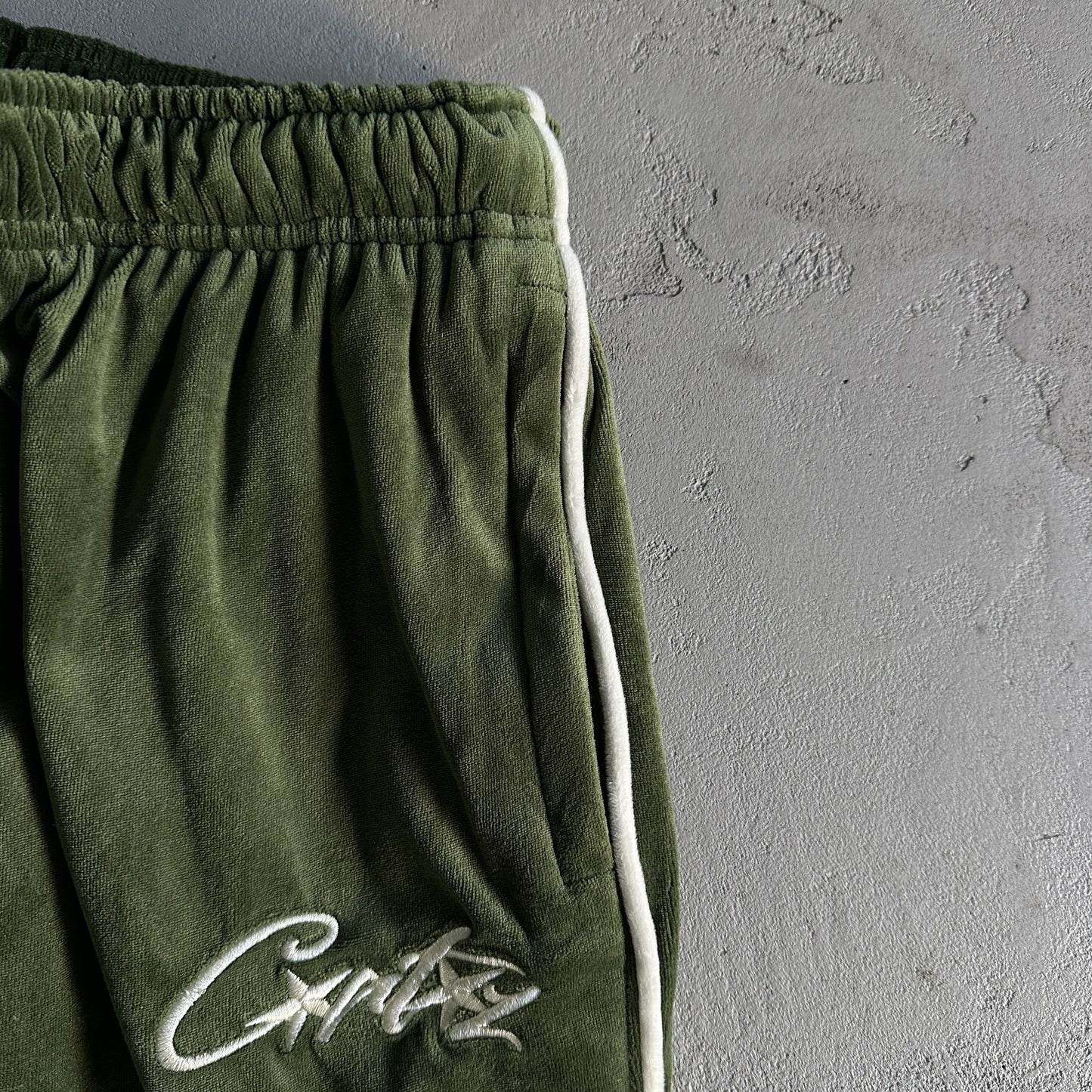 Corteiz Velvet Pant Green