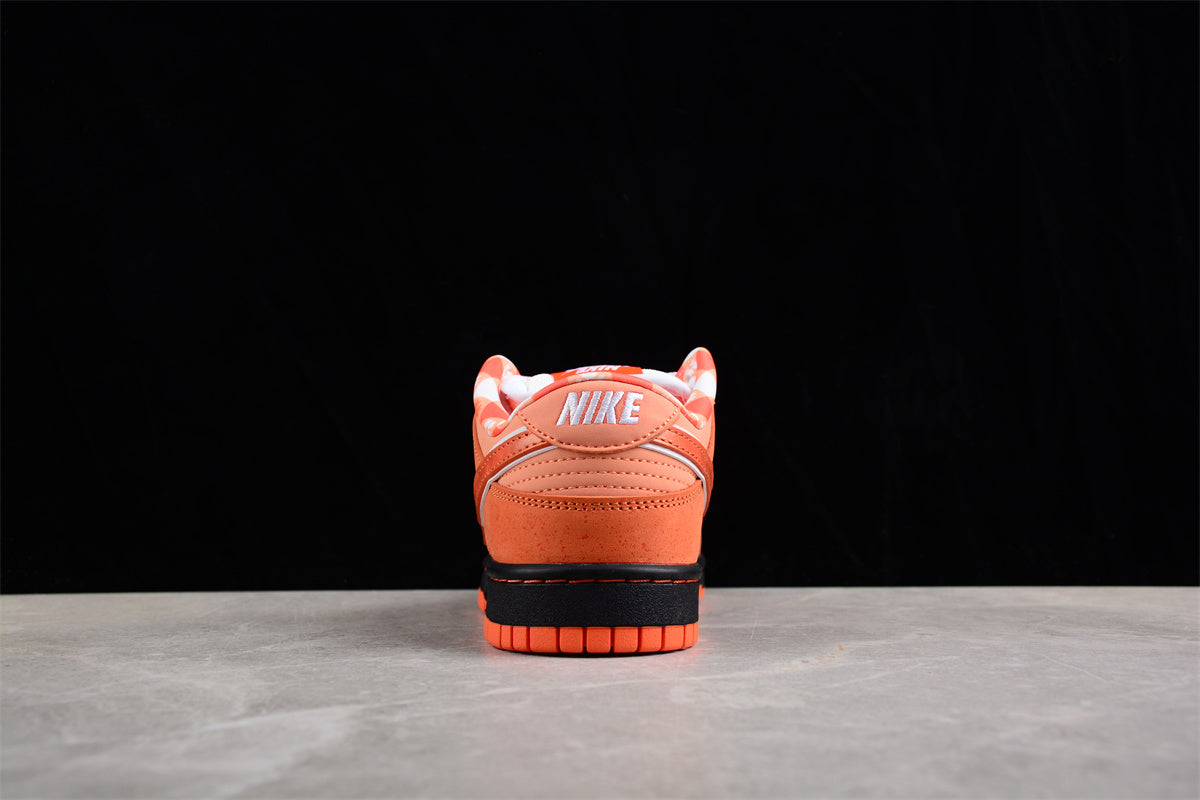 Nike SB Dunk Low Orange Lobster