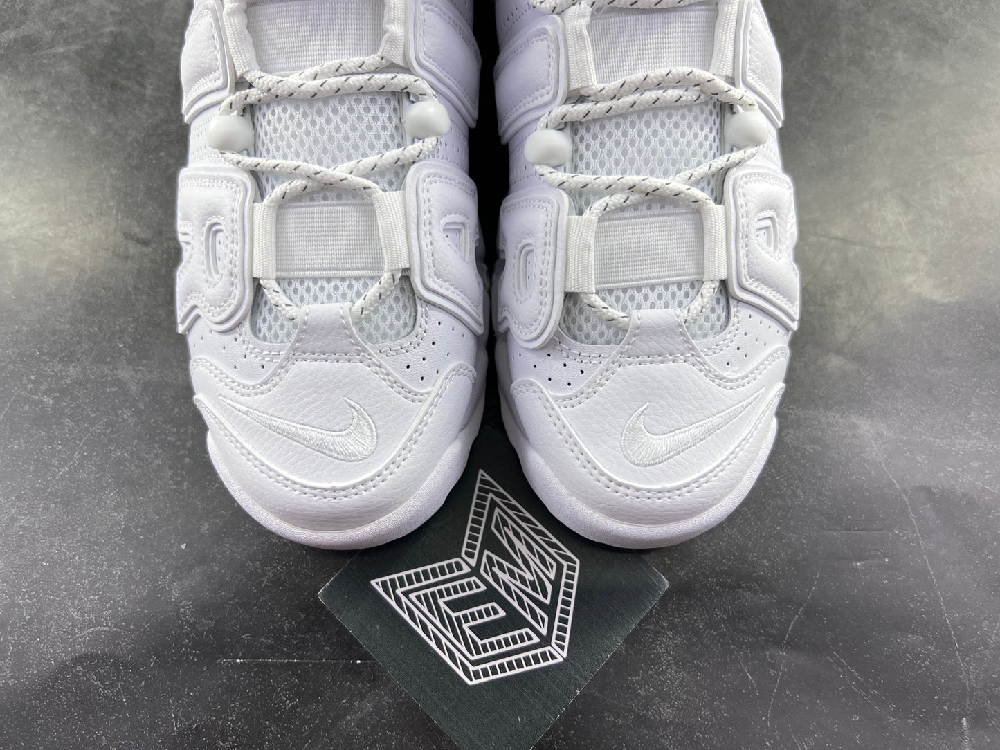 Nike Air More Uptempo "Tripple White"