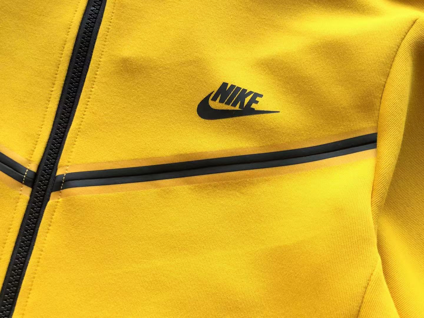 Nike Sportswear Techfleece Suit