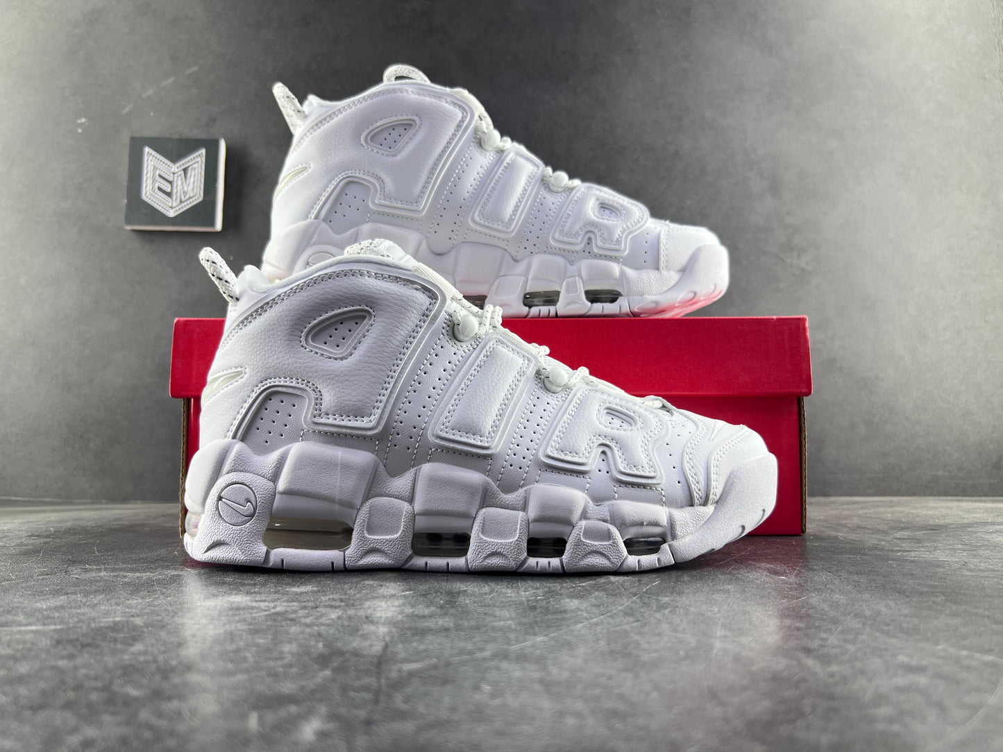 Nike Air More Uptempo "Tripple White"