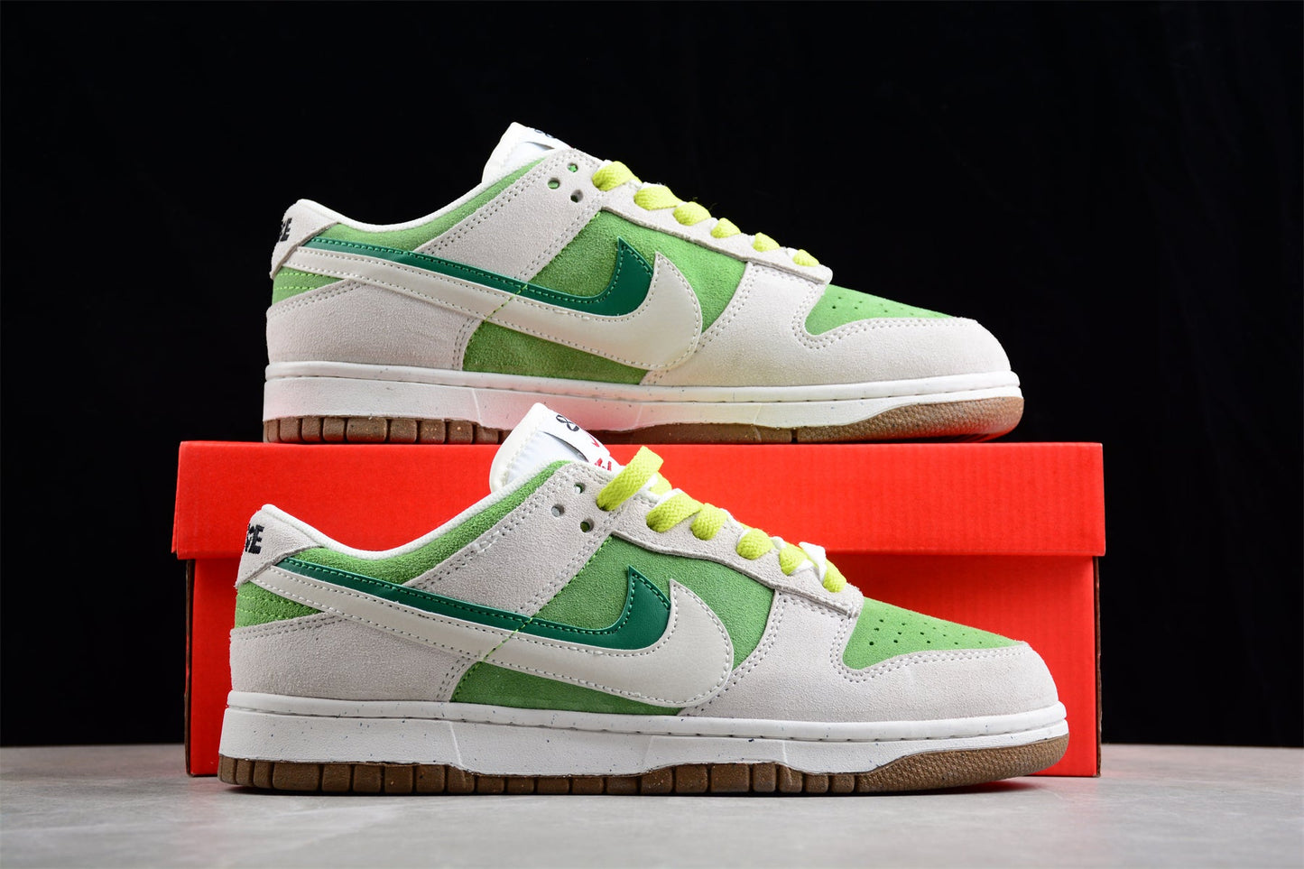 Nike Dunk Low SE 85 Avocado