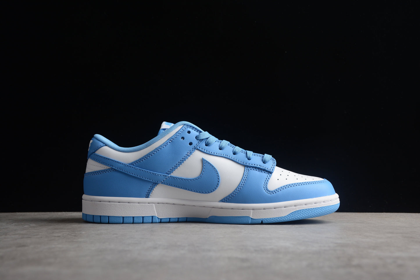 Nike Dunk Low University Blue