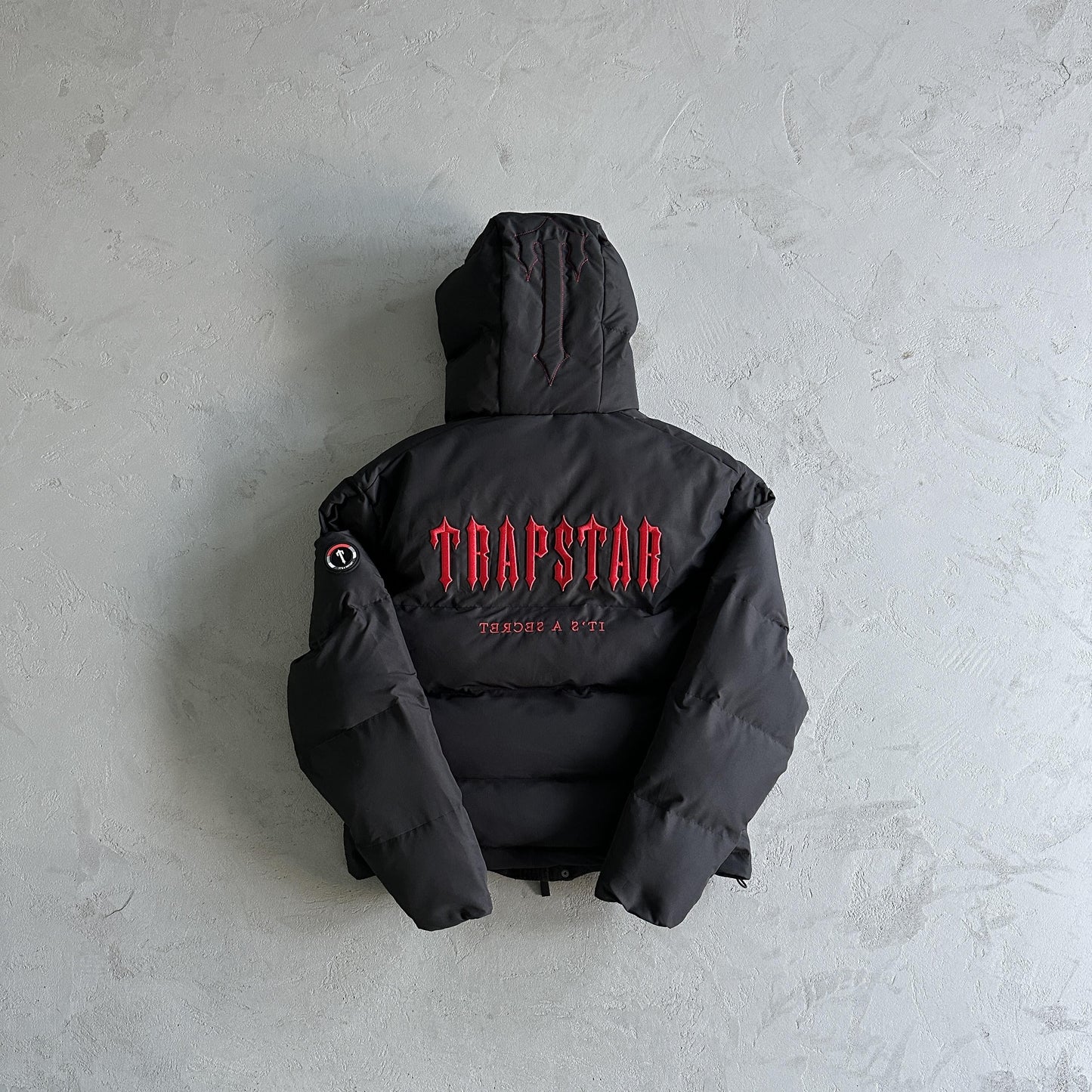 Trapstar Decoded Hooded Puffer Jacket 2.0 Black / Infrared