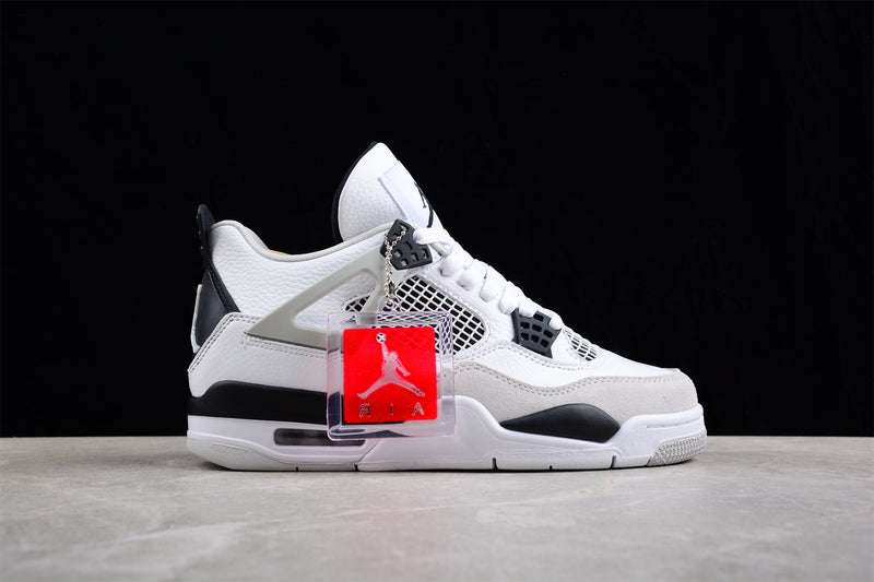 Air Jordan 4 Military Black