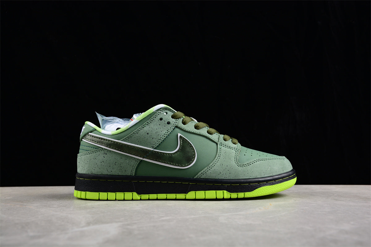 Nike SB Dunk Low Green Lobster