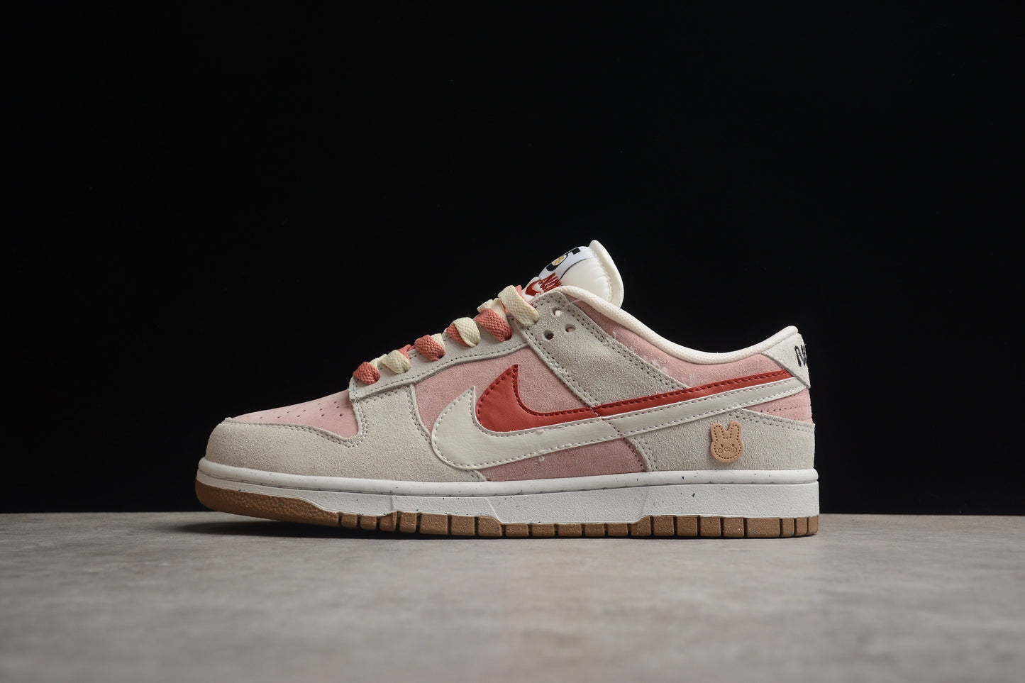 Nike Dunk Low SE 85 Rabbit Biscuit