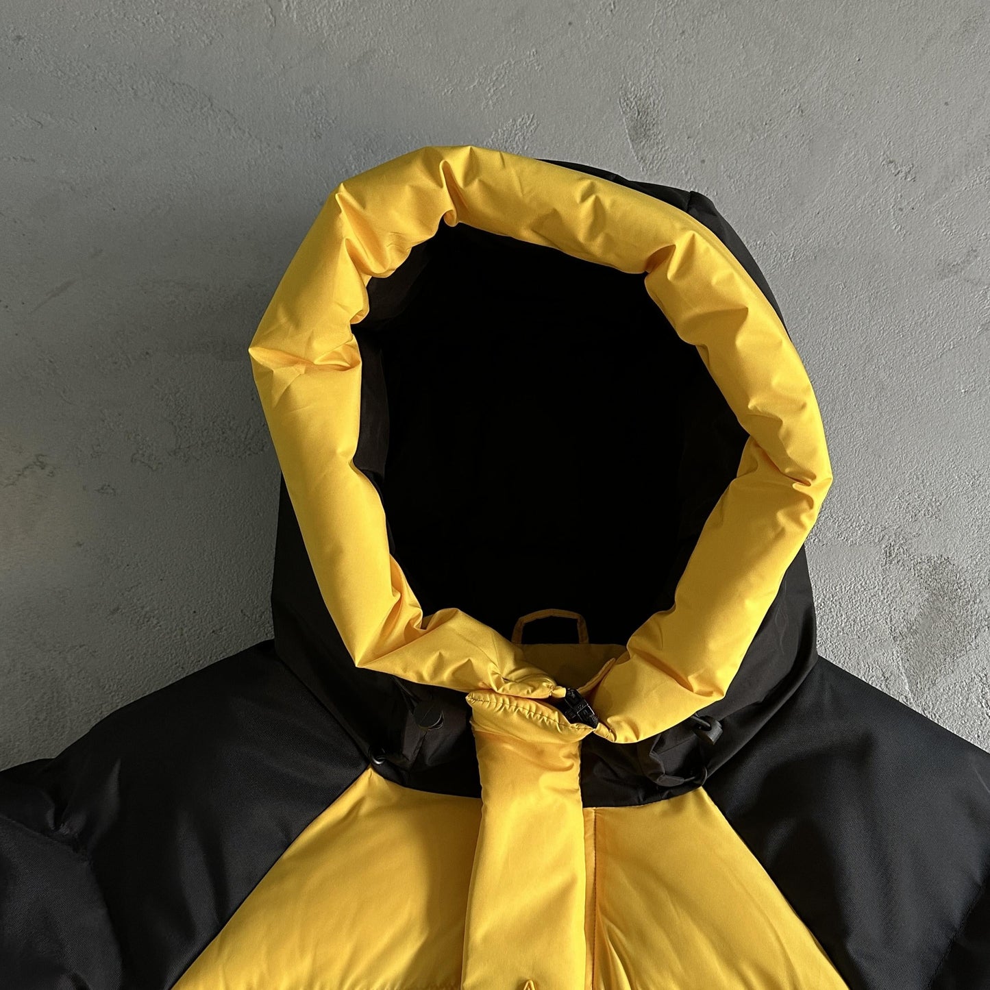 Trapstar Decoded Arch Puffer Jacket Black Yellow