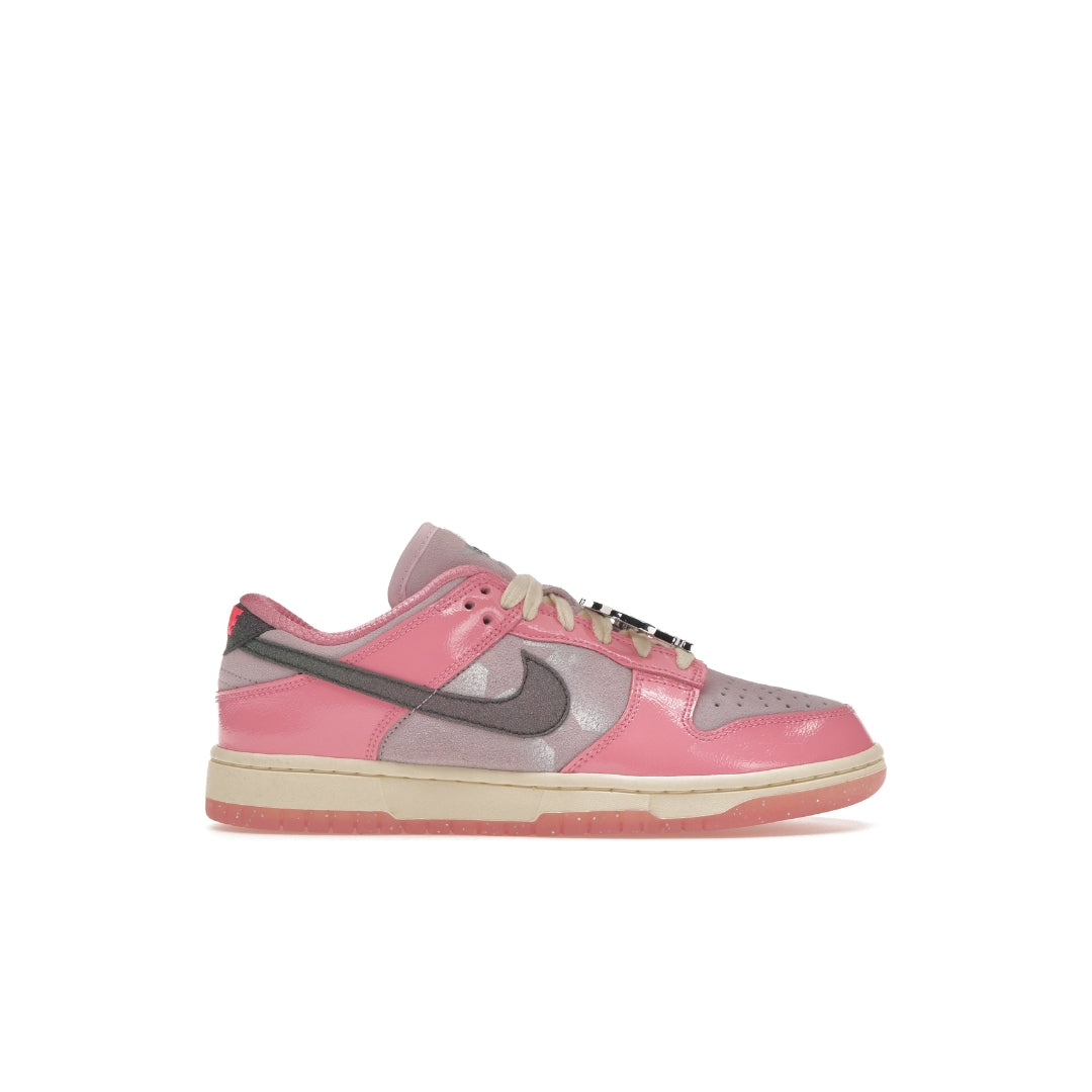 Nike Dunk Low LX Barbie