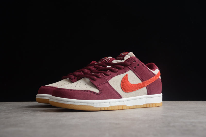 Nike SB Dunk Low Skate Like a Girl