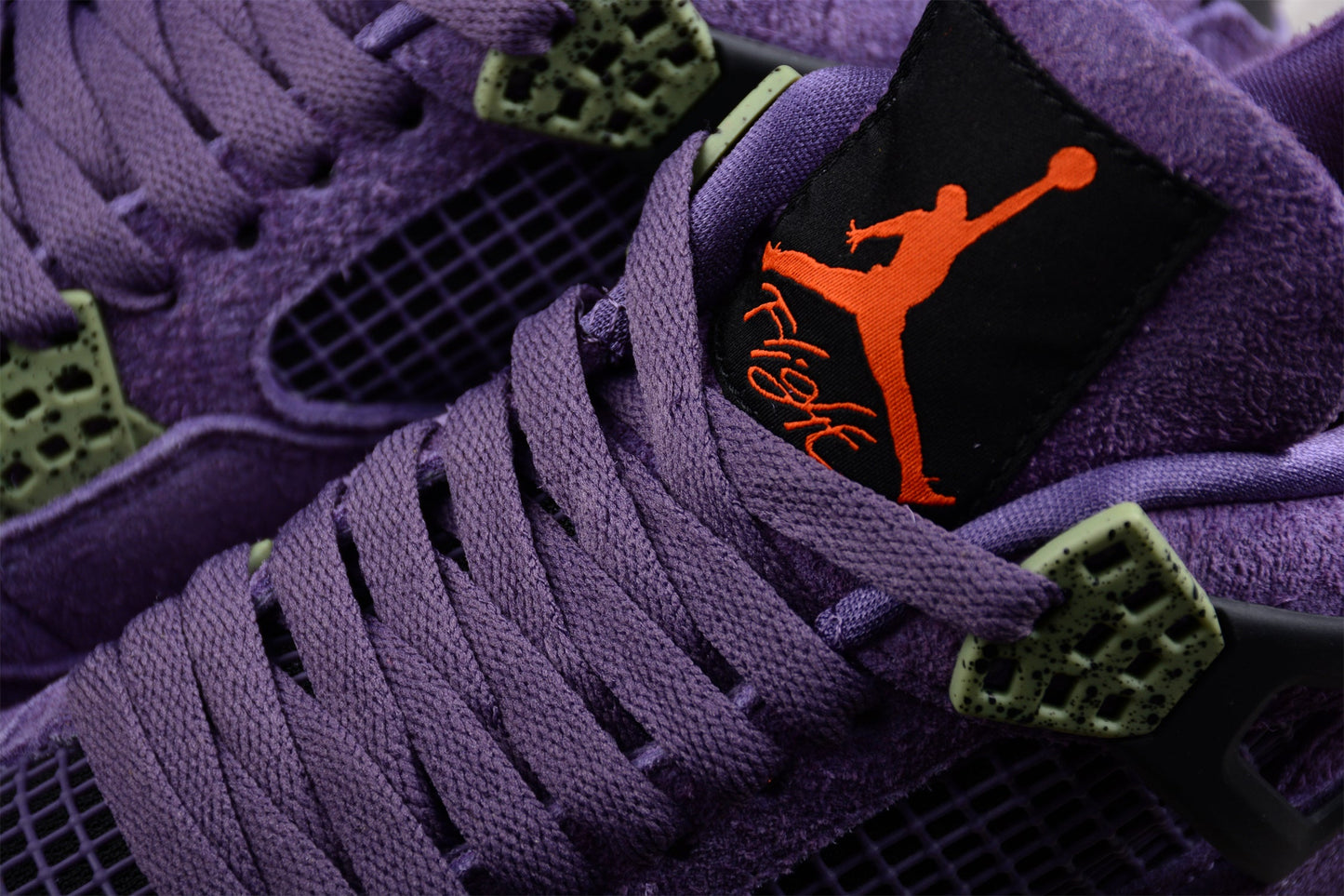 Air Jordan 4 Canyon Purple