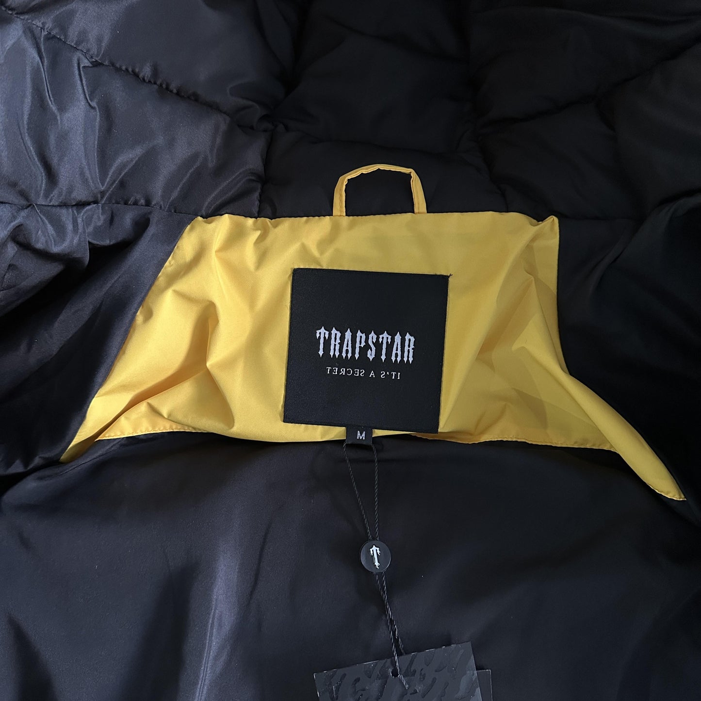 Trapstar Decoded Arch Puffer Jacket Black Yellow